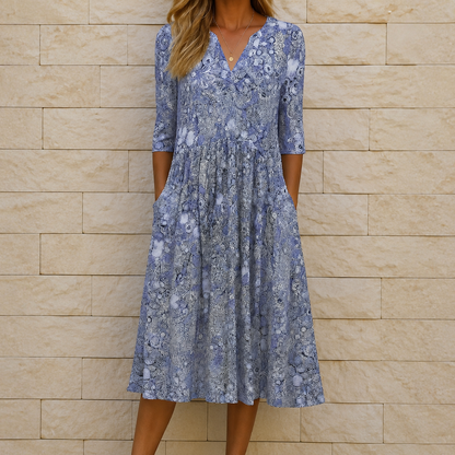Elegant Dress with V-Neck Harlow™